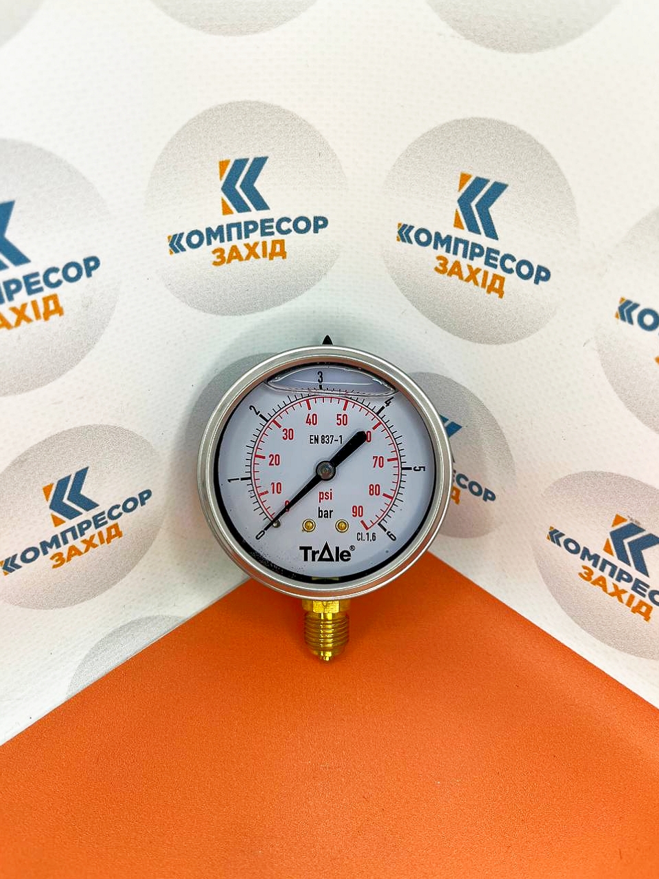 manometr-vertykalnyi-1_4-0-6-bar-kompresor-zahid.jpg