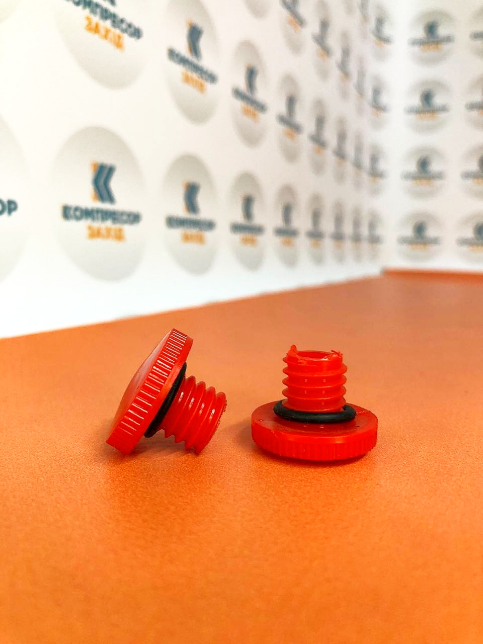 probka-masla-2*65-11-mm-kompresor-FORTE-Miol-Dnipro-M-Intertool-kompresor-zahid.jpg