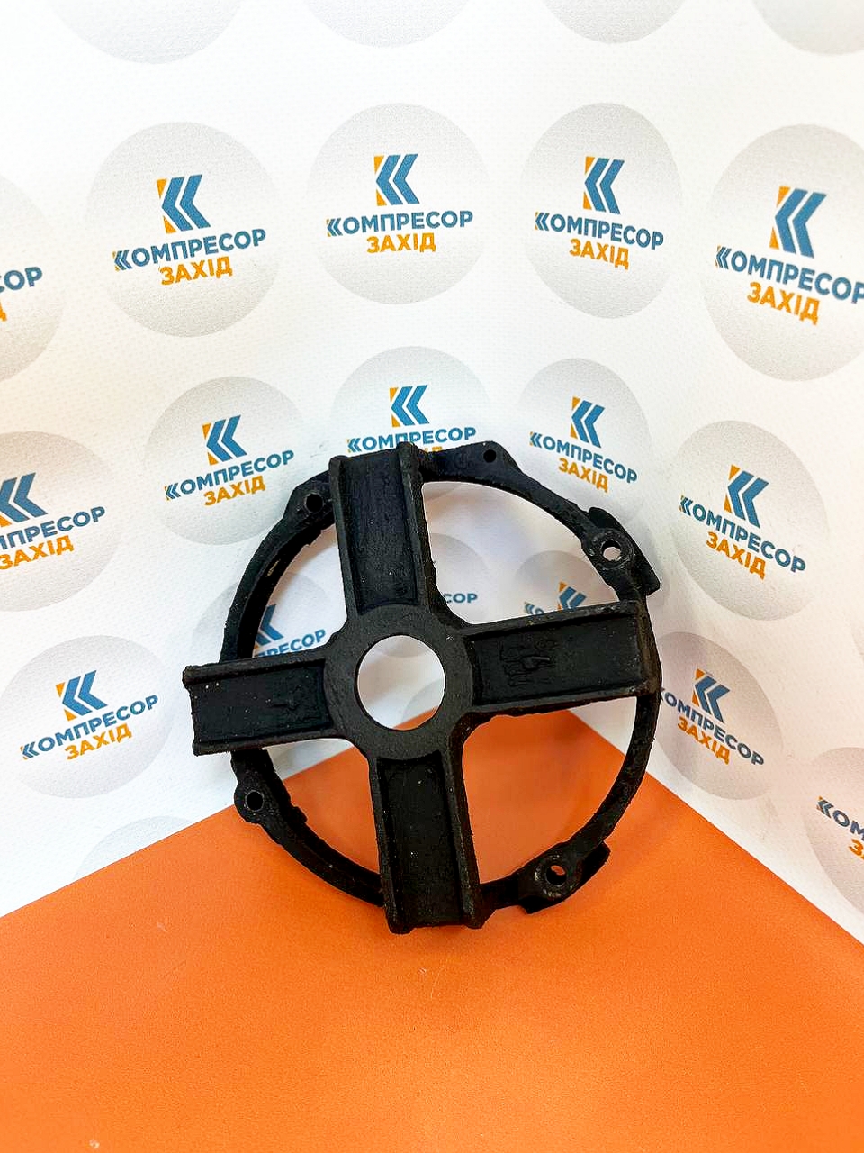 zadnia-kryshka-statora-Forte,Miol,Dnipro-M-kompresor-FORTE-Miol-Dnipro-M-Intertool-kompresor-zahid-kompresor-lviv-remont-kompresora-zapasni-chastyny-do-kompresora.jpg